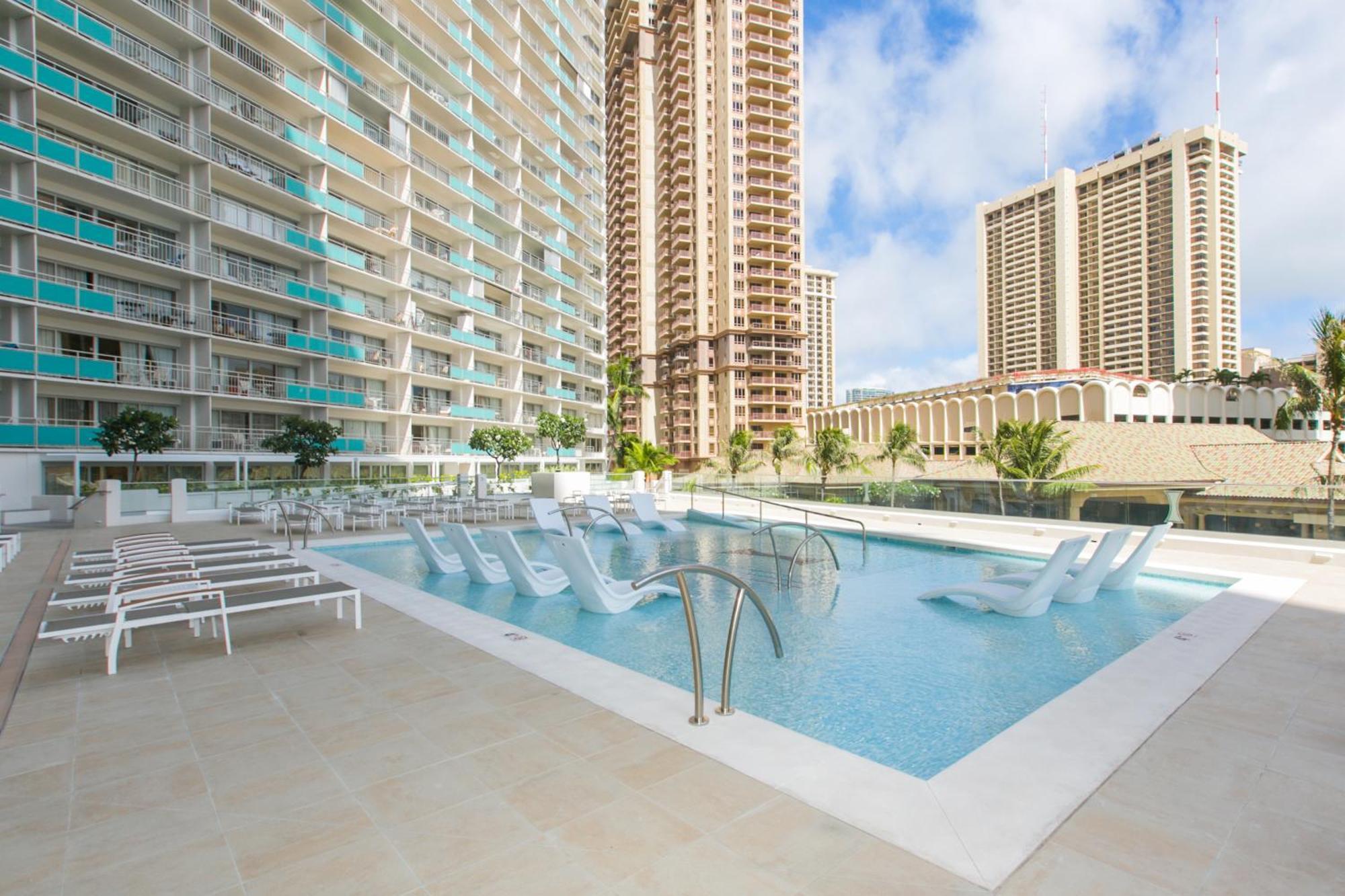 Apartment Ilikai Tower 1205 View 1br