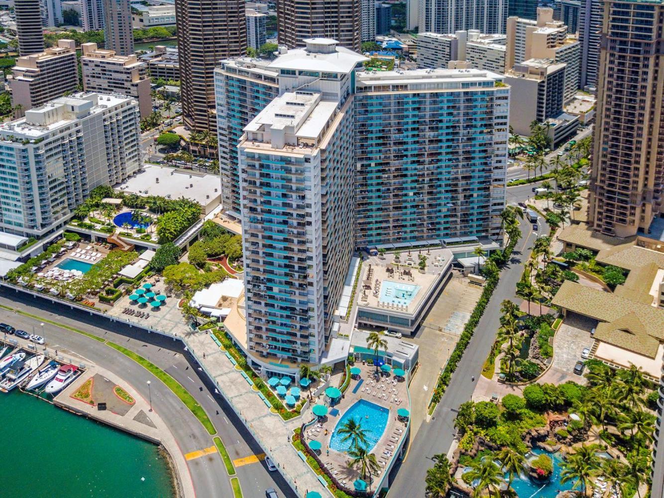 Ilikai Tower 1205 View 1br Apartment