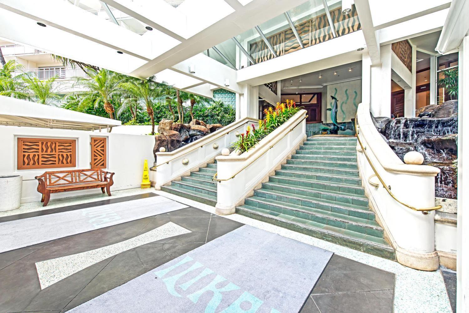 Apartment Ilikai Tower 1205 View 1br *