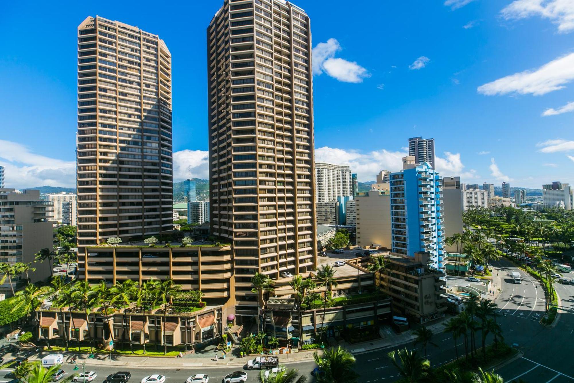 Ilikai Tower 1205 View 1br